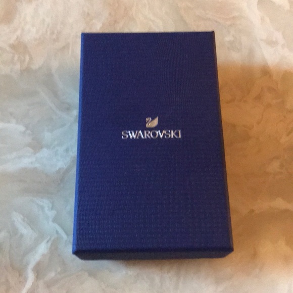 Authentic Swarovski Necklace - Picture 5 of 6